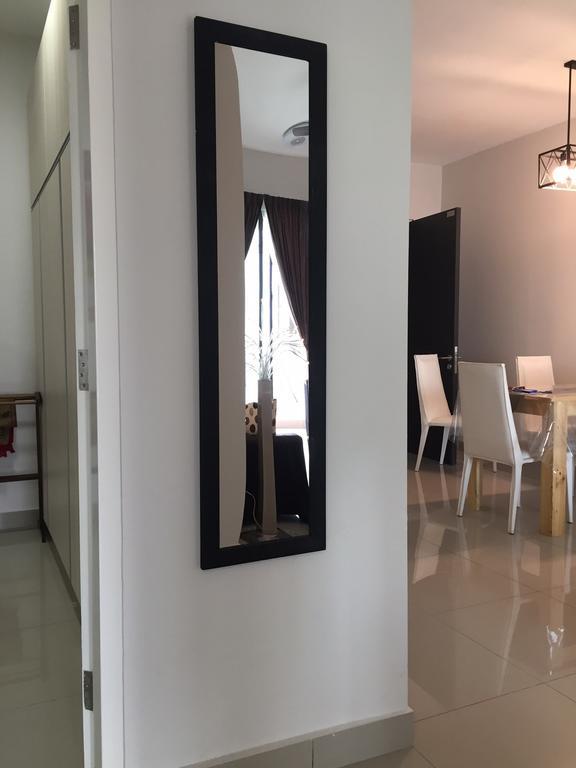 Apartment Skyview Univ360 Place Facing Mines Lake *