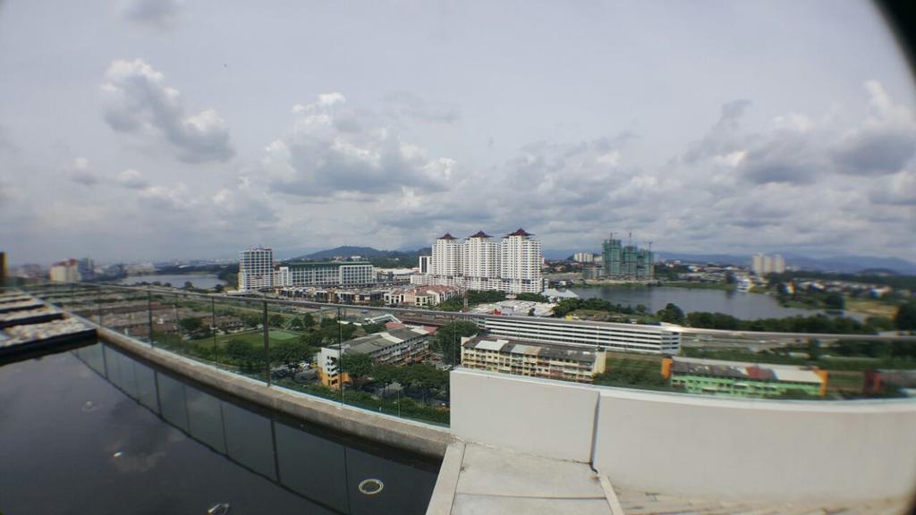Skyview Univ360 Place Facing Mines Lake *
