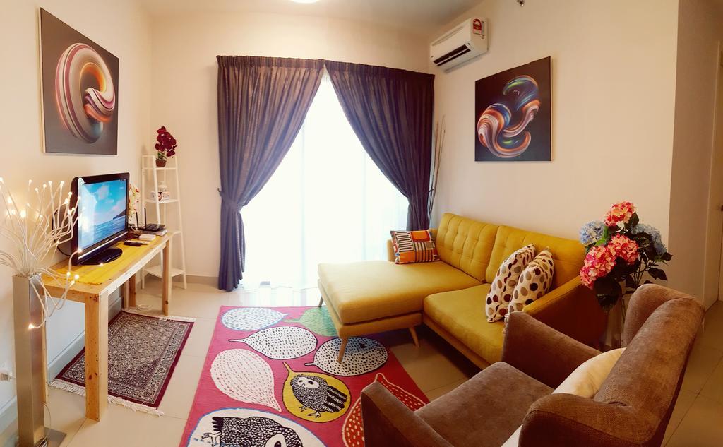Apartment Skyview Univ360 Place Facing Mines Lake *